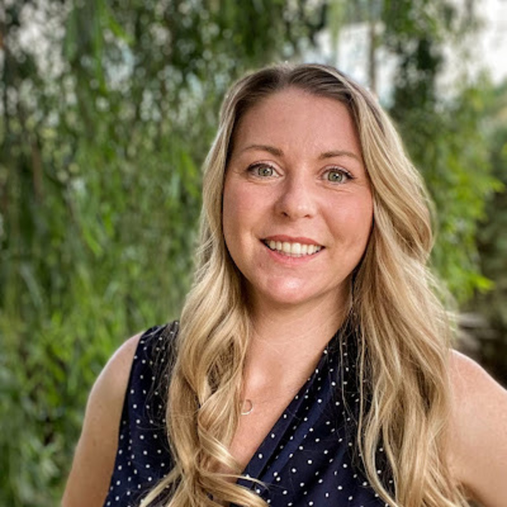 Meet your Posher, Alicia